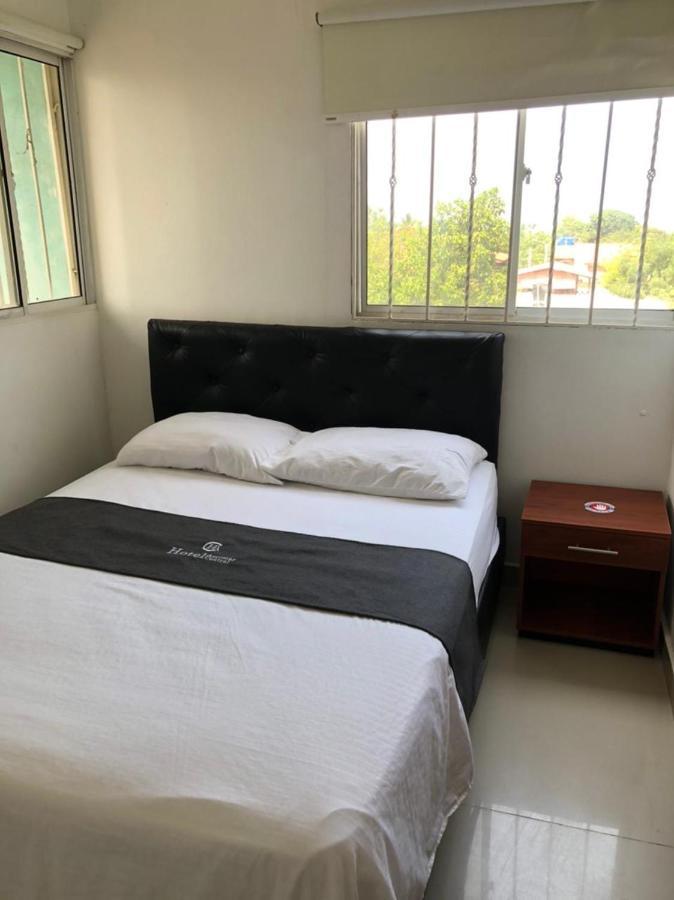Hotel Aeromar Central Santa Marta  Zewnętrze zdjęcie